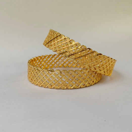 Geometric Intertwined Gold Textured Bangles - 6 Flowered