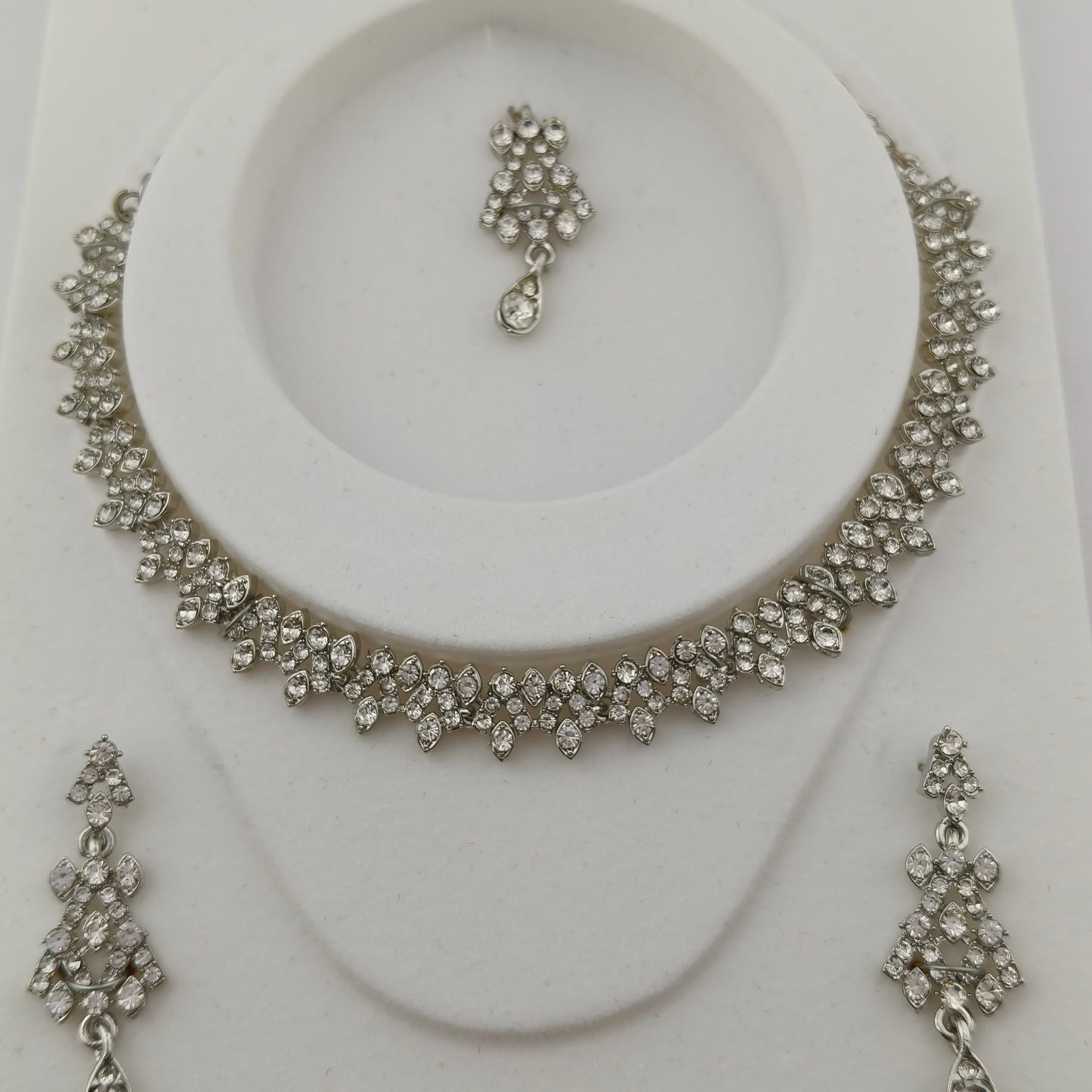 Elegant Short Necklace Set with Earrings & Maang Tika - White, Silver color