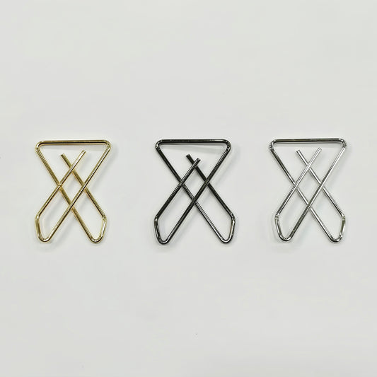 Saree Clip Pack of 5pcs. Gold & Silver color.