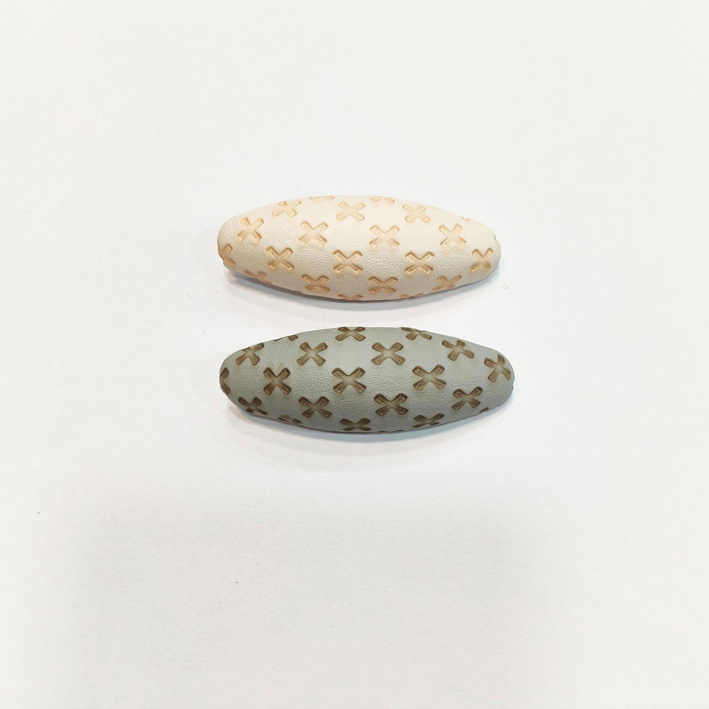 Saree Pin Pack of 6pcs. Textured pattern.