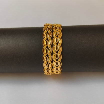 Gold Interwoven Lattice Filigree Bangles