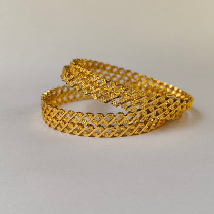 Geometric Intertwined Gold Textured Bangles - 2 Flowered