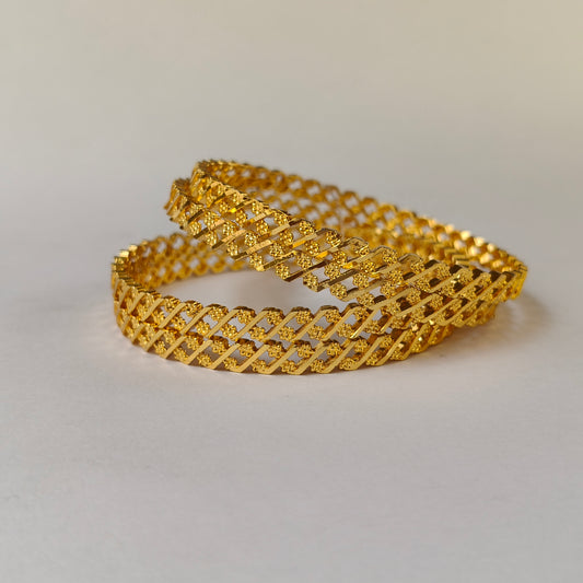 Geometric Intertwined Gold Textured Bangles - 2 Flowered