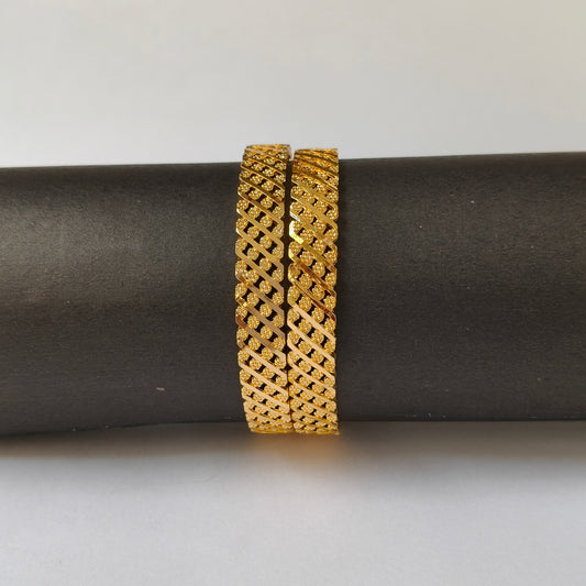 Geometric Intertwined Gold Textured Bangles - 4 Flowered