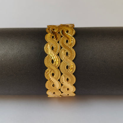 Filigree Scalloped Gold Plated Bangles
