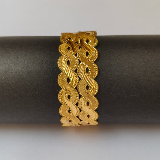 Filigree Scalloped Gold Plated Bangles
