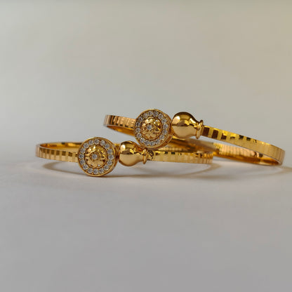 Gold Toned Stone Studded Openable Kada