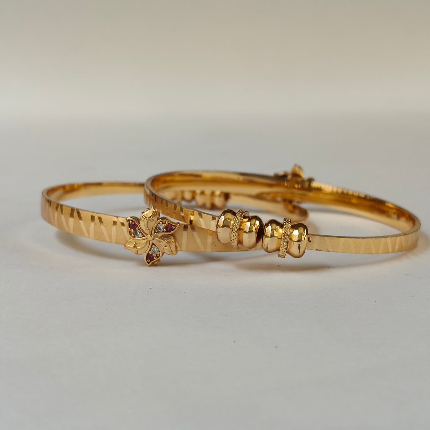 Gold Toned Floral Openable Kadas
