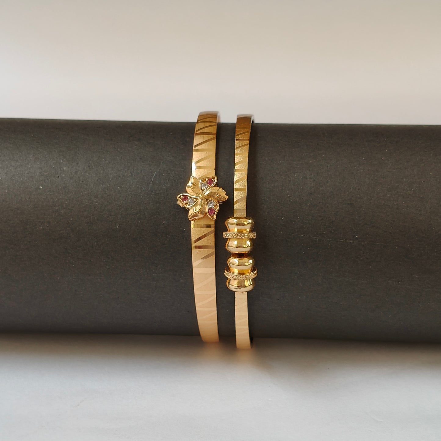 Gold Toned Floral Openable Kadas