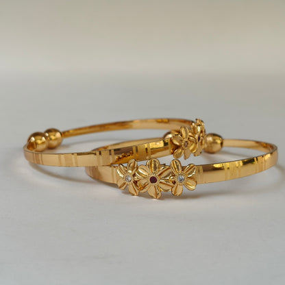 Gold Toned Triple Floral Openable Kadas