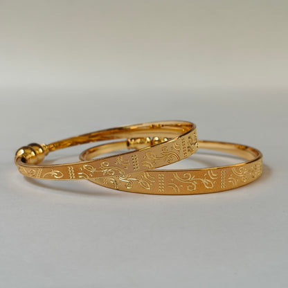 Floral Etched Gold-Tone Kada
