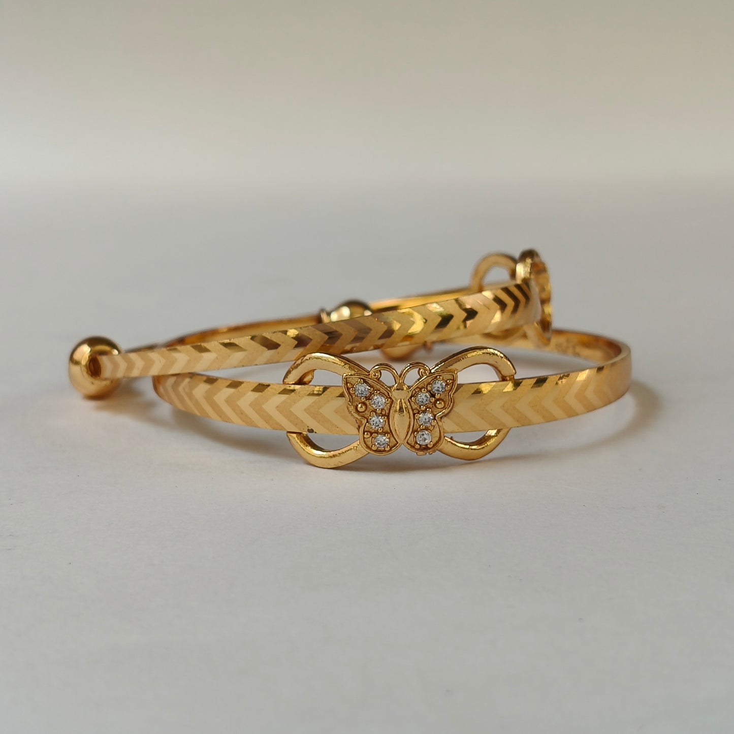 Butterfly Filigree Gold Chevron Kada