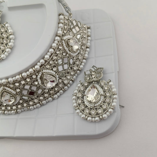 Elegant Choker Necklace Festive Set - White, Pearl, Silver Color
