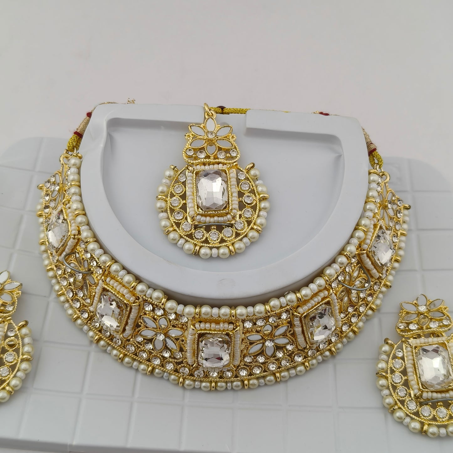 Elegant Choker Necklace Festive Set - White, Pearl, Gold Color