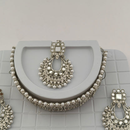 Elegant Choker Necklace Festive Set - White, Pearl, Silver Color