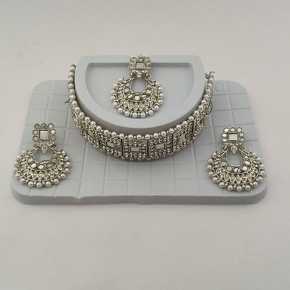 Elegant Choker Necklace Festive Set - White, Pearl, Silver Color