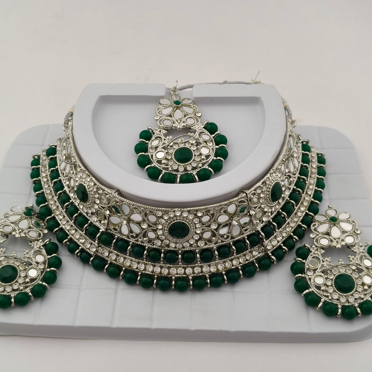 Elegant Choker Necklace Festive Set - Green color, Silver Plated