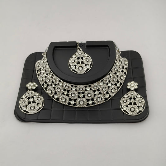 Elegant Choker Necklace Festive Set - White, Silver Color