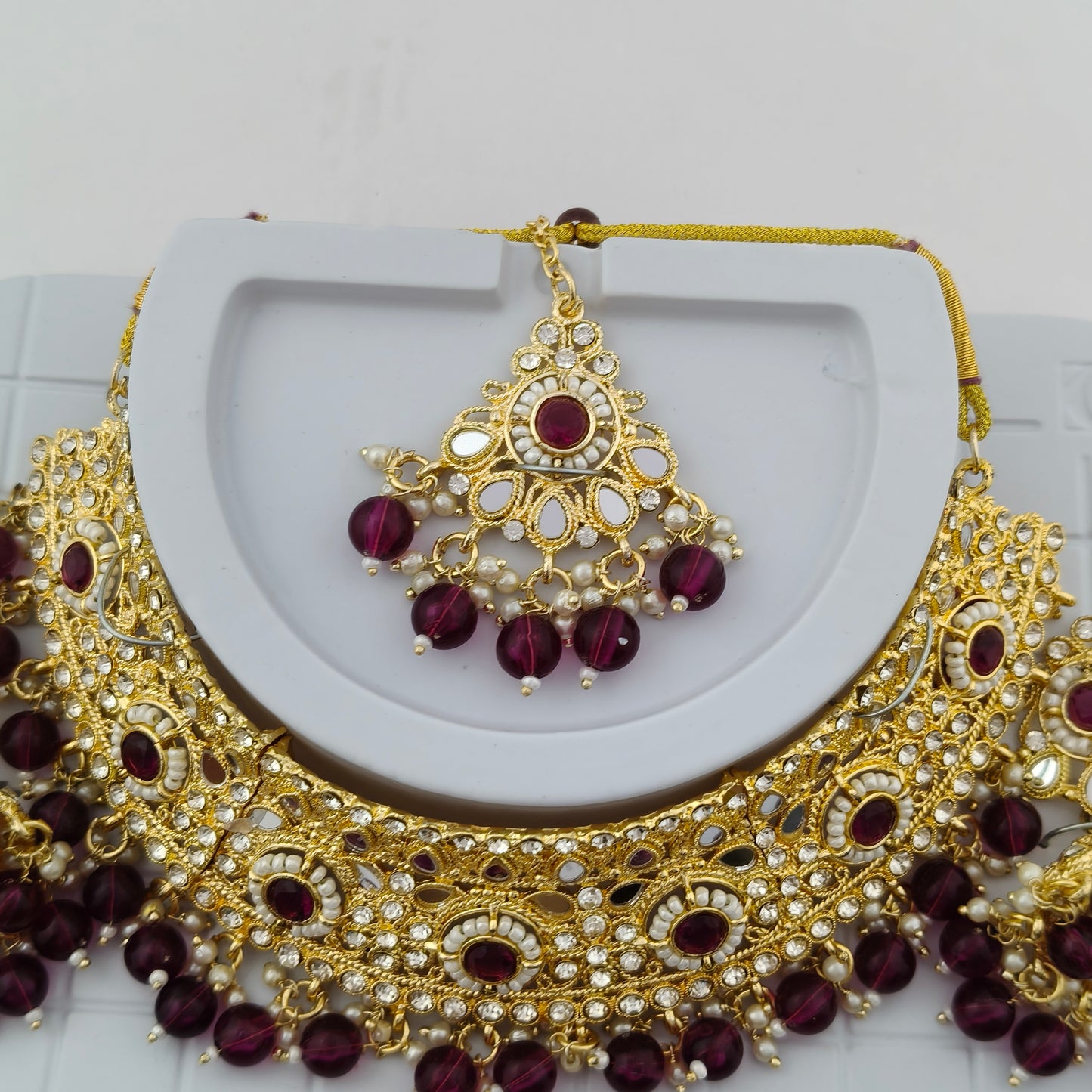 Elegant Choker Necklace Festive Set - Wine color, Gold Plated
