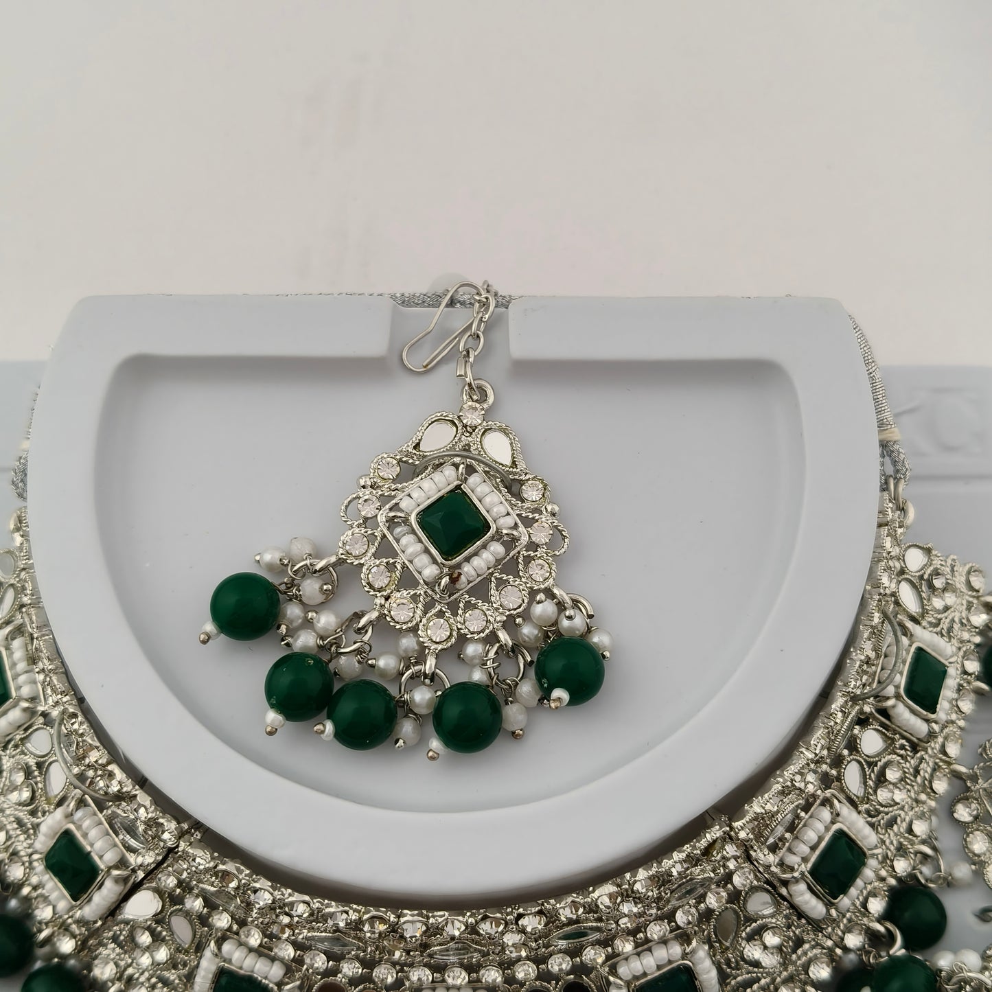 Elegant Choker Necklace Festive Set - Green color, Silver Plated