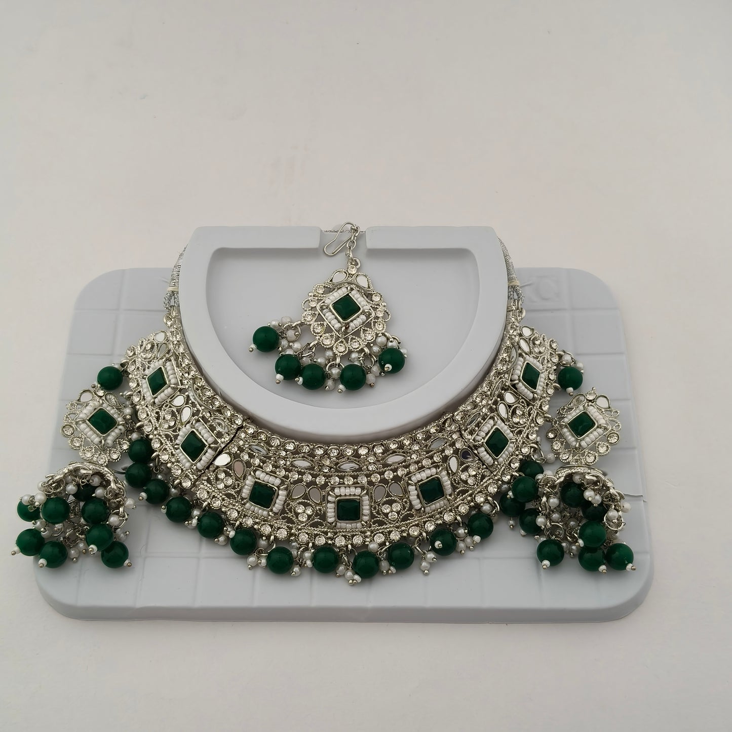 Elegant Choker Necklace Festive Set - Green color, Silver Plated