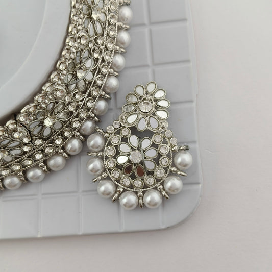 Elegant Choker Necklace Festive Set - White, Pearl, Silver Color