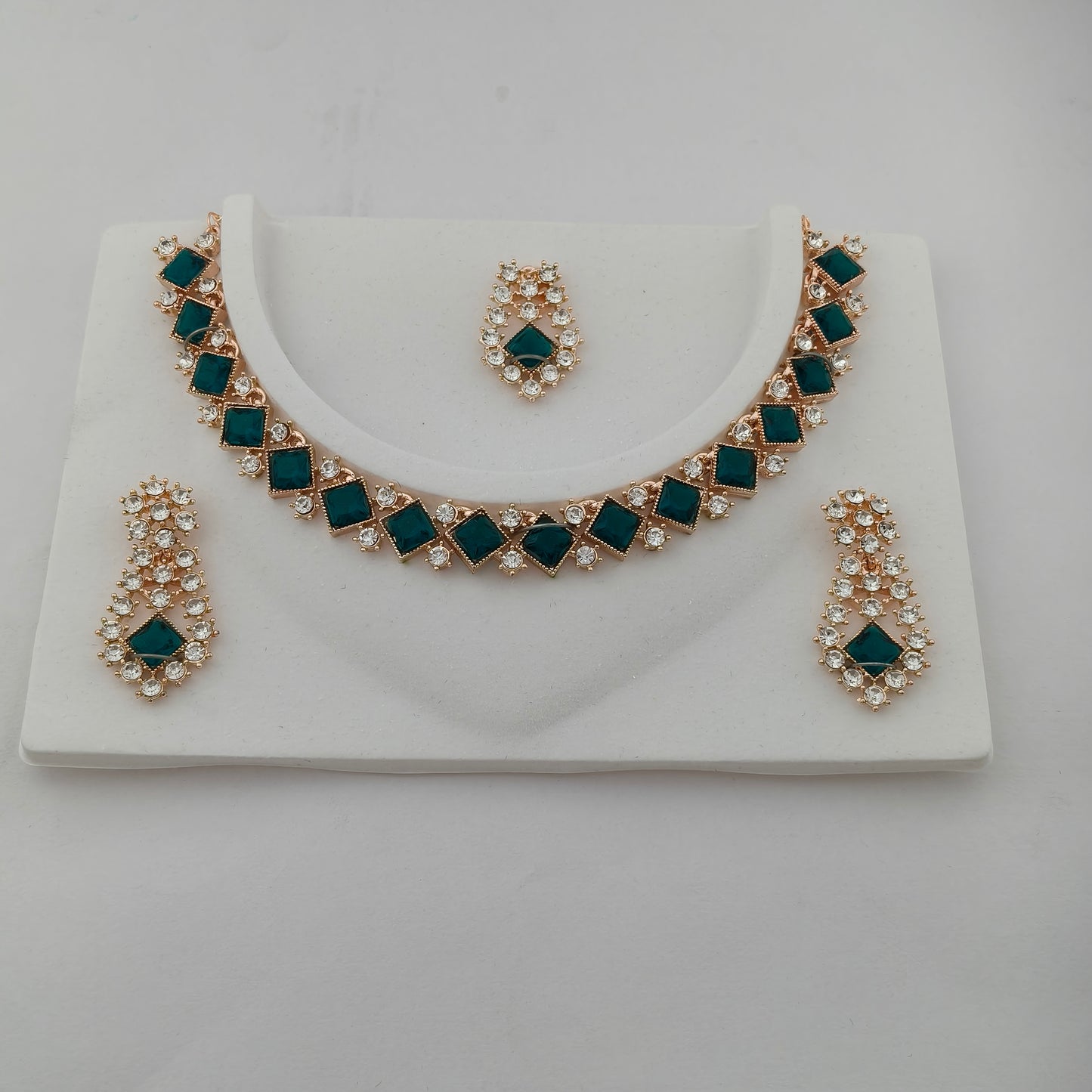 Elegant Short Necklace Set with Earrings & Maang Tika - Green, Rose Gold color