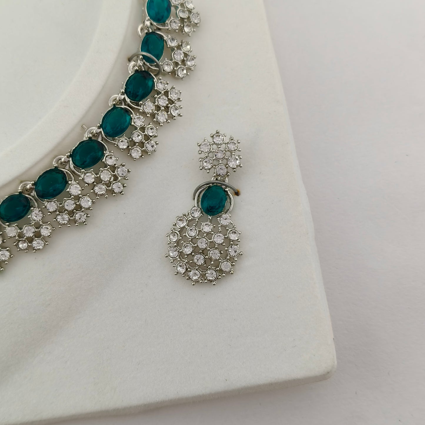 Elegant Short Necklace Set with Earrings & Maang Tika - Green, Silver color