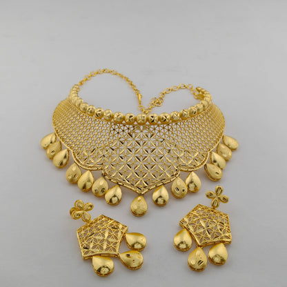 The Royal Mesh Choker