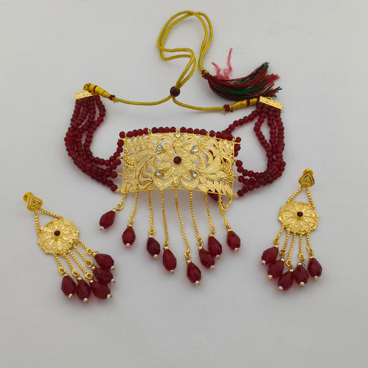 The Regal Leaf Mesh Choker  - Red Crystals