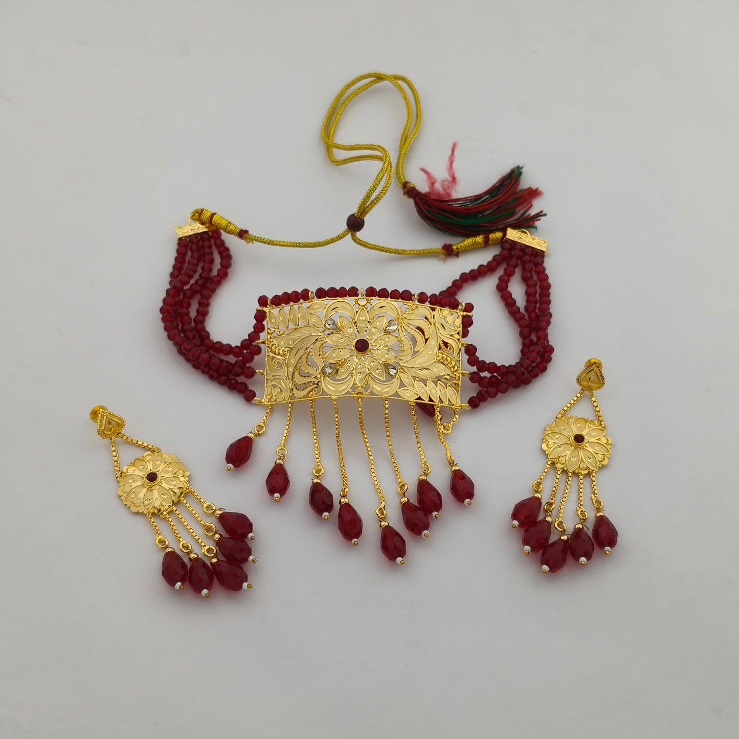The Regal Leaf Mesh Choker  - Red Crystals
