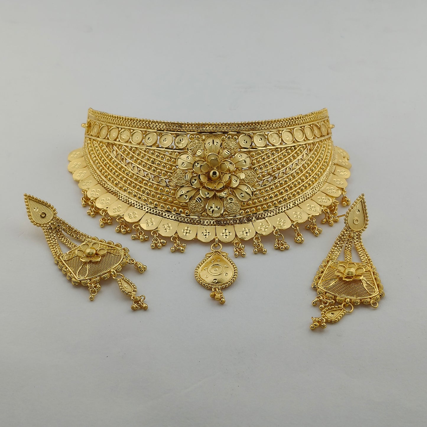 Royal Filigree Floral Choker