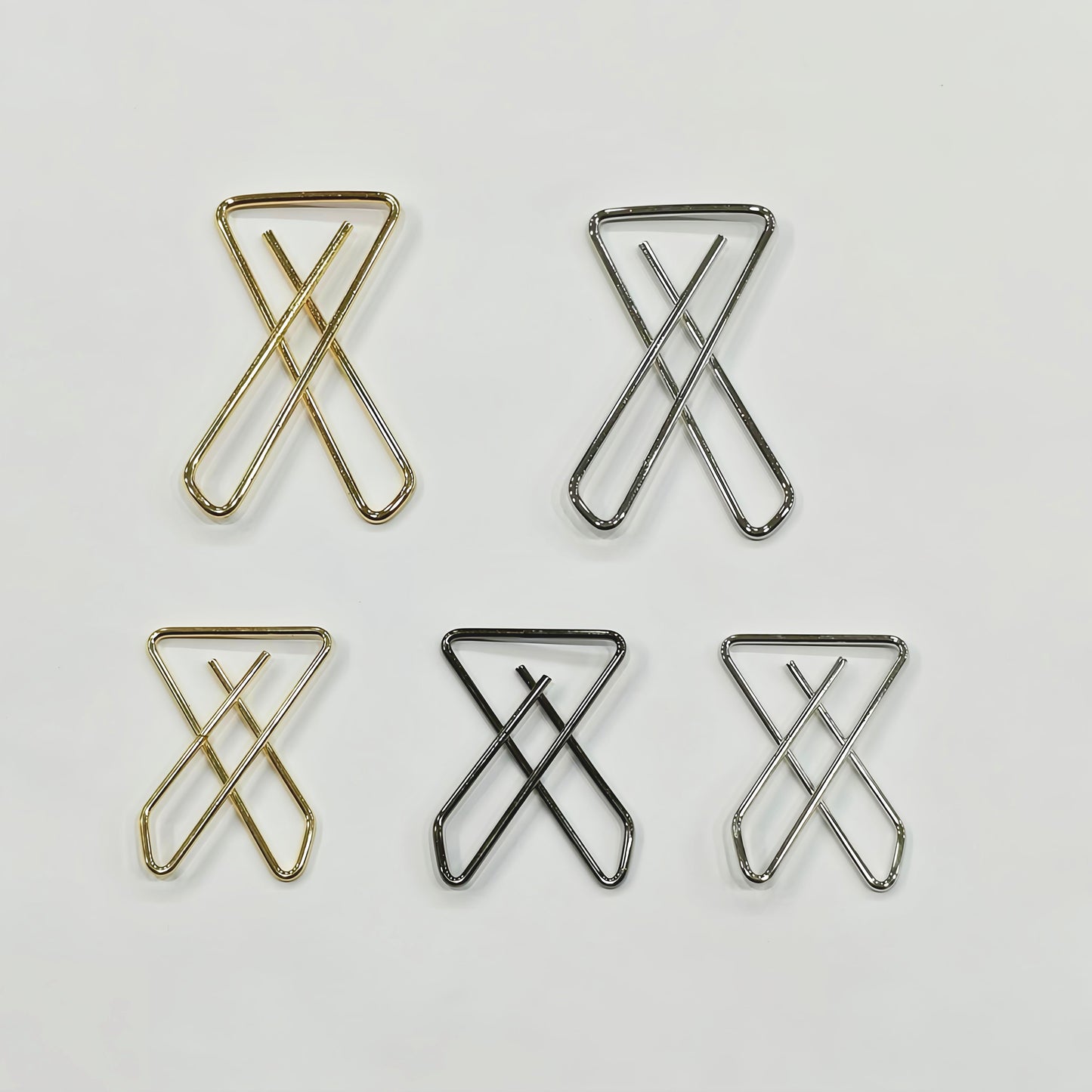 Saree Clip Pack of 5pcs. Gold & Silver color.
