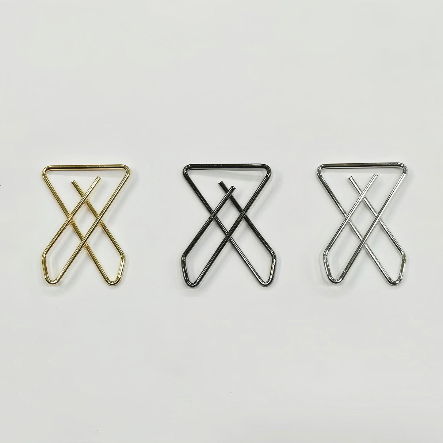 Saree Clip Pack of 5pcs. Gold & Silver color.