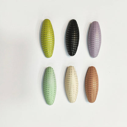 Saree Pin Pack of 6pcs. Textured pattern.
